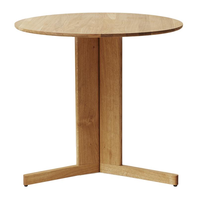 Form & Refine Trefoil Table ø75 Cm. Oak