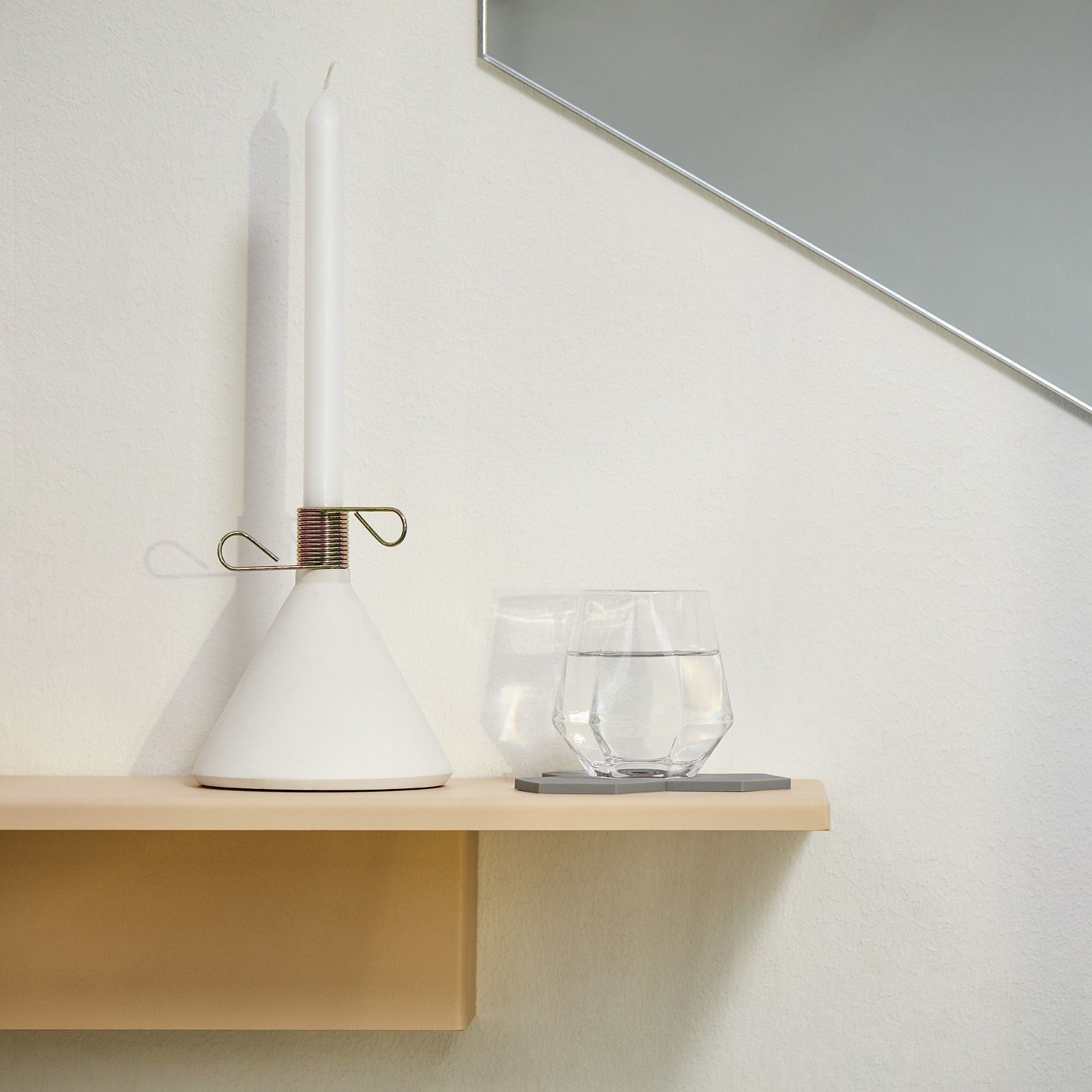 Puik Candle Holder Conic, White