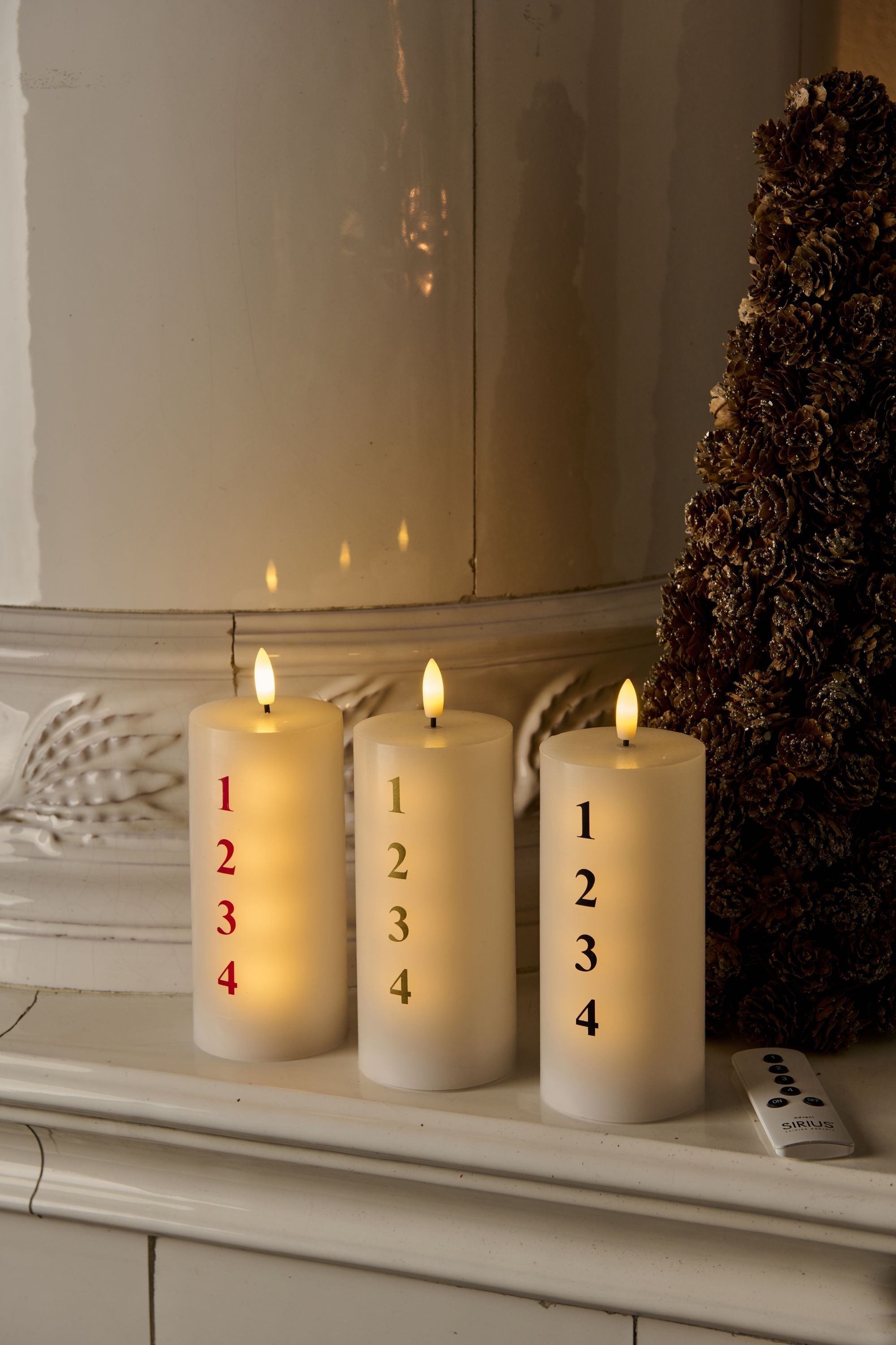 Sirius Sille Advent Light ø7x H15cm, White/Gold