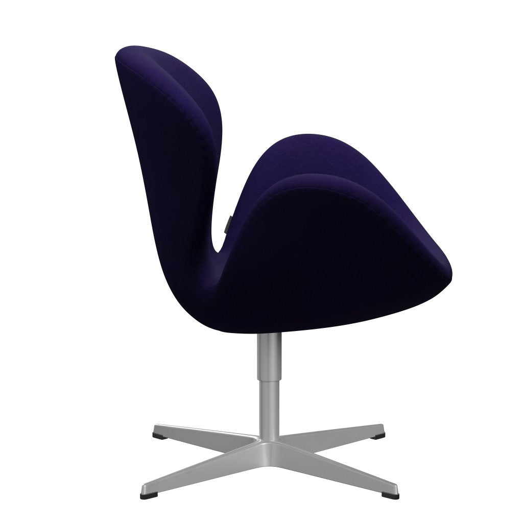 Fritz Hansen Swan Lounge Chair, Silver Grey/Divina Violet Dark (692)