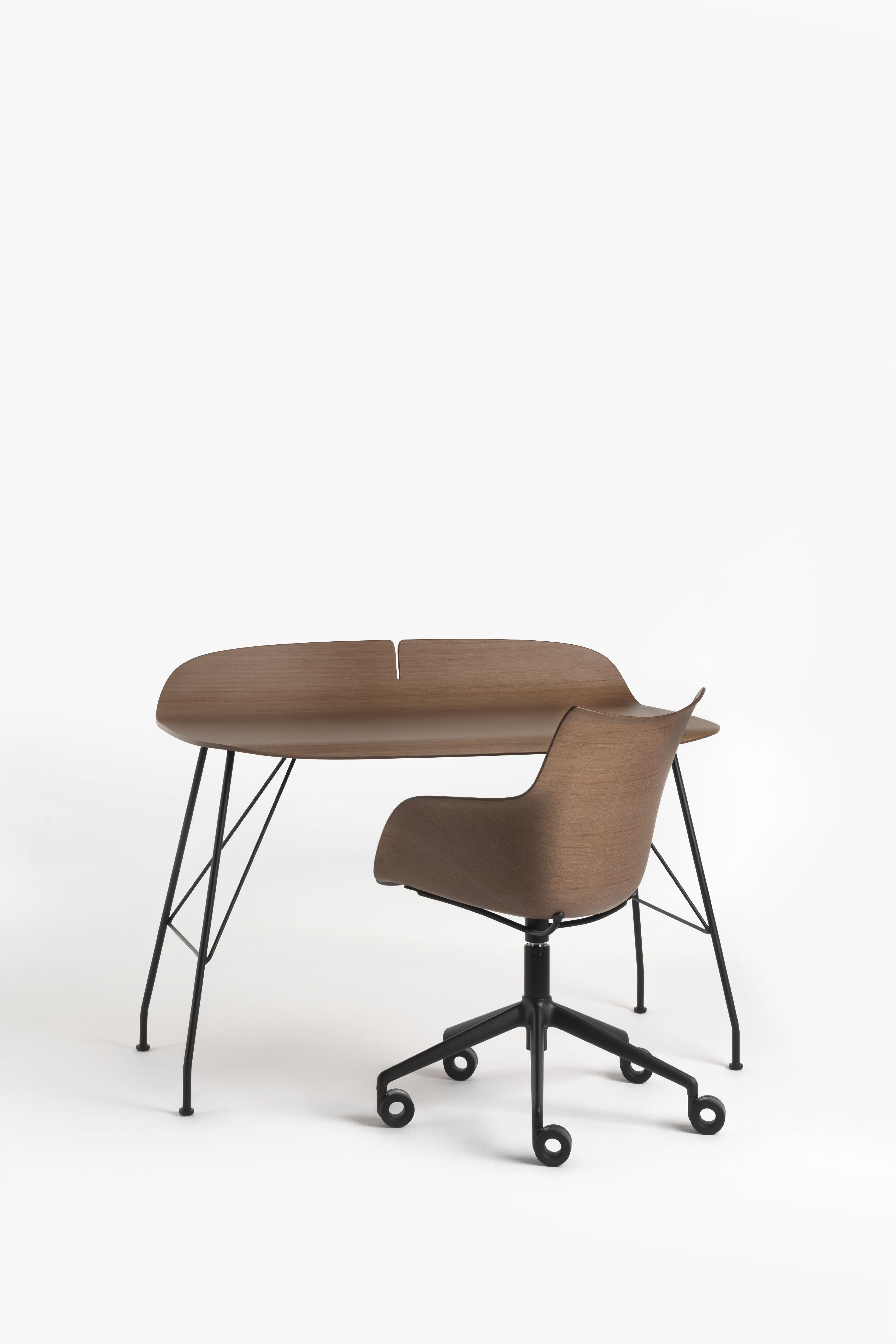 Kartell Q/Wood Armchair With Wheels, Dark Wood/Chrome